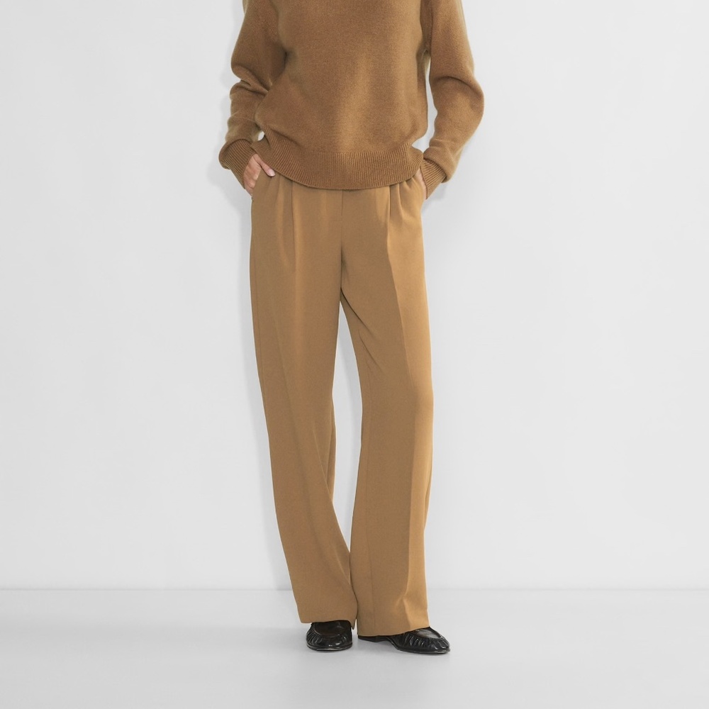 Aritzia Effortless Pant Crepette